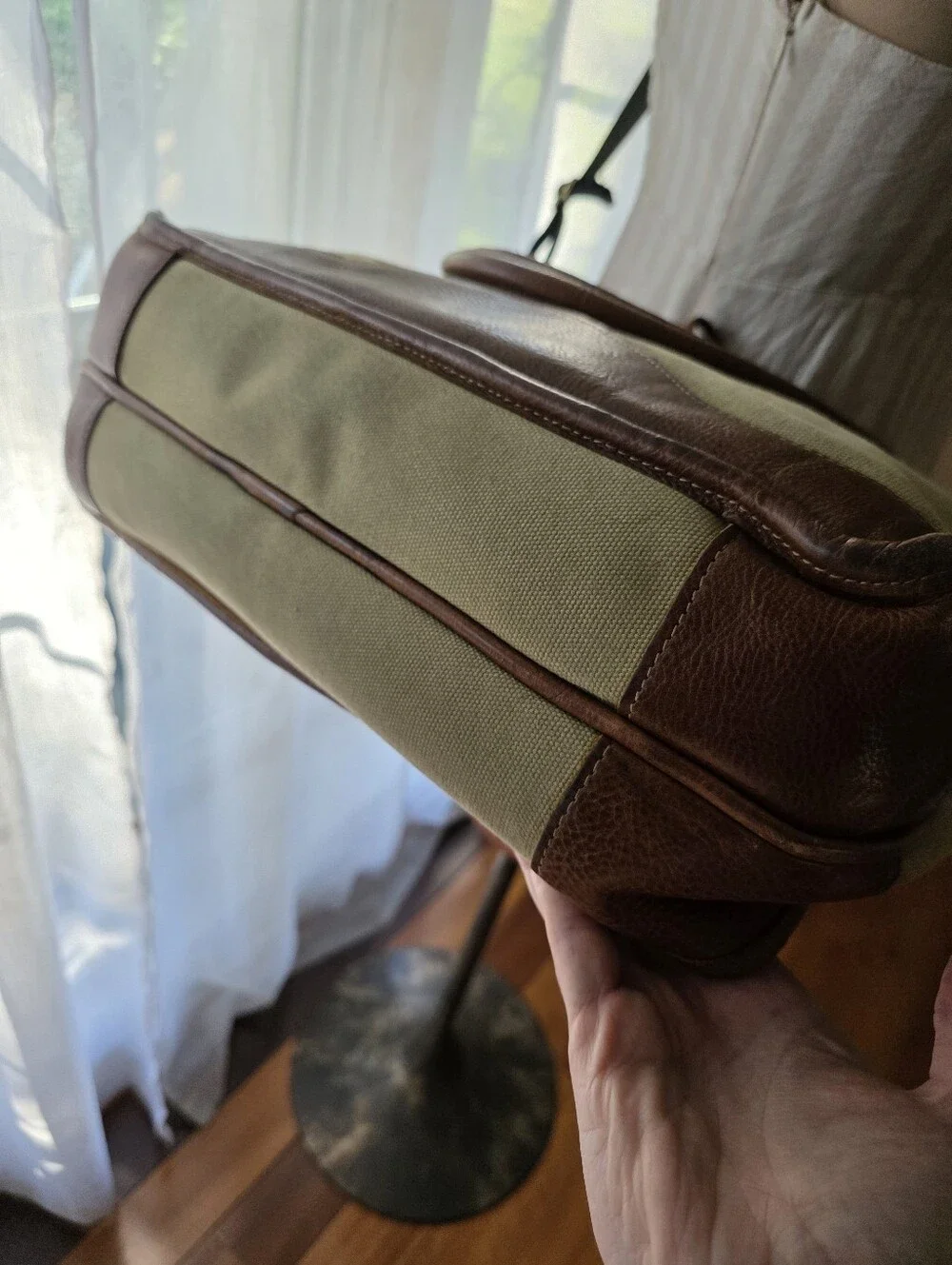 Vintage Orvis Canvas & Leather Messenger Bag Briefcase Laptop Bag with Strap